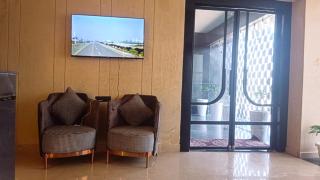 The Maharaja Crest - 3