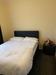 Lodge near Merry Hill Shopping centre - 3