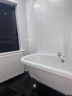 Lodge near Merry Hill Shopping centre - 2