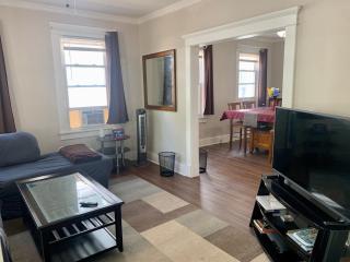 Spacious 2 Family, Parking, Laundry, BBQ, RU, RWJ - 0