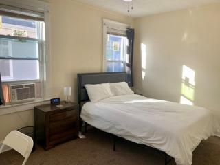 Spacious 2 Family, Parking, Laundry, BBQ, RU, RWJ - 3