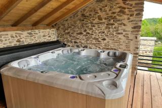 Gîte 8 pers avec jacuzzi et jardin Aurillac - 8
