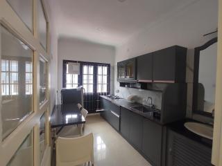 Orient Glory Serene Retreat - Near Lulu & Metro - Cochin - 8