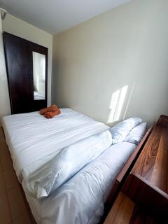 Modern 2BR Escape Overlooking the Iloilo River - 6