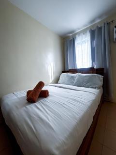 Modern 2BR Escape Overlooking the Iloilo River - 3