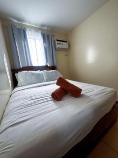 Modern 2BR Escape Overlooking the Iloilo River - 2