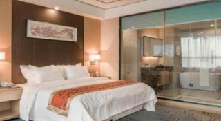 Ramada by Wyndham Wuhu - 1