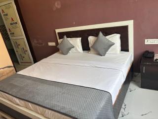 Hotel O Rudraksh Palace - 5