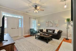 Historic Townhouse on Tattnall - 4