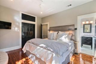 Isaac LaRoche Main - 8