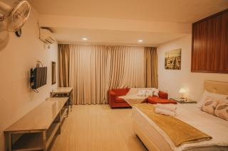 BBQ,Canoe,KTV, Port Pickup Included - 5