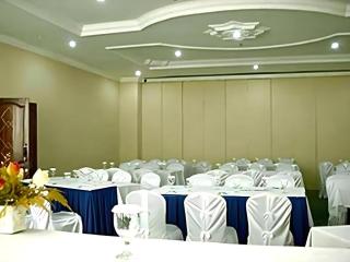 Madani Hotel Medan - 4