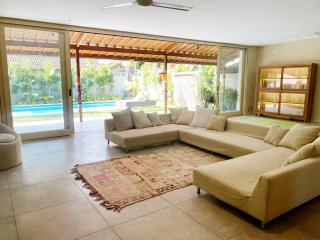 Gerbang Biru Ground Floor With Pool - 0