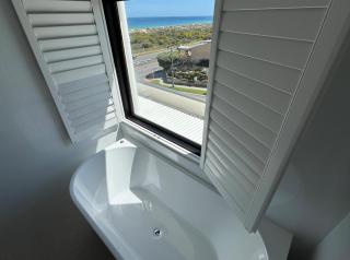 Beach House Perth - 1