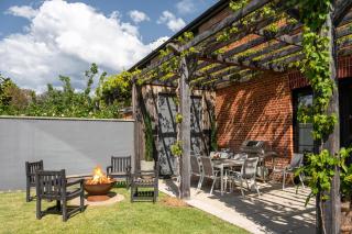 The Warehouse - Heritage Elegance in Central Mudgee - 9