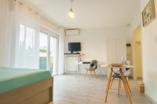 Charming Studio in Nice 2-Min Walk to the Sea - 4