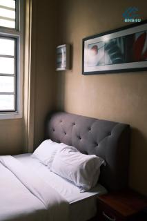 City-Center Heritage Getaway for 12 Pax - 3