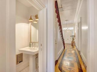 Elsewhere on Madison Square Main - 4