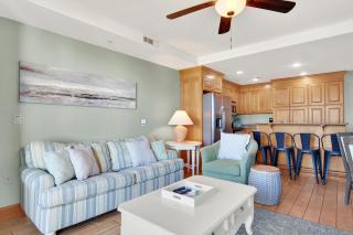 One Particular Harbor - 6