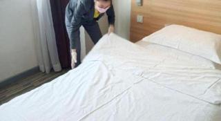 City Comfort Inn Chongqing Lianglukou Metro Station - 9