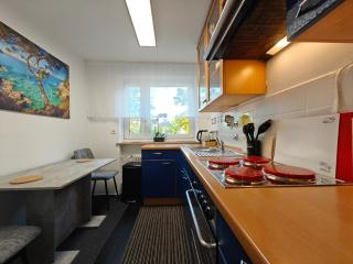 Modern Apartments Neuburg 29 - NEU - 2 Zimmer - 4 Separate Betten, Komfort, Top Ausgestattet, Smart TV, Wi-Fi - 7