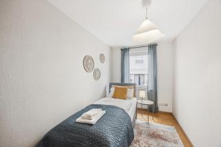 Kaiserstuhl Oase - 4BR, Küche, TV`s, Waschtrockner, Innenhof - 1