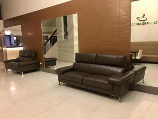 Manhattan Suites Inn - 2