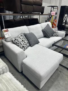 Spacious 3 Family, Parking, Laundry, BBQ, RU, RWJ - 4