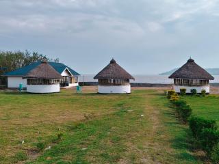 Chula Beach Resort - 8