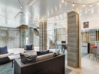 Blue Moon Hideaway - 5