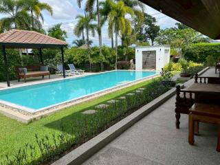 Contemporary 4-Bedroom Villa with Private Pool - 0