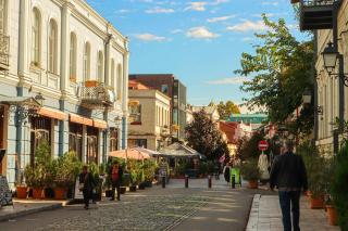 Central 4BR Apt for Groups & Families - By Wehost - 5