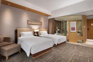 New World Wuhan Hotel - 6