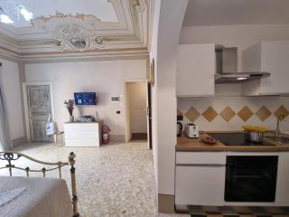 Donna Elisa by Holiday World - 3