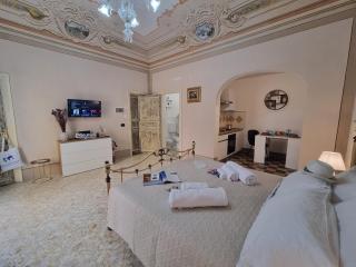 Donna Elisa by Holiday World - 7