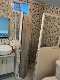 Cozy Apartment 8 minutes from Downtown David - Private Entrance Garden - 1