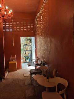 Bangkhunnon Station Hostel - 4