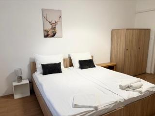 Hungaria Apartments - 5