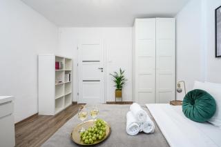 Lumina 3 room apartment in Warsaw - 3