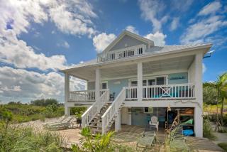 Escape to 'This is It' Your ultimate Beachfront Retreat - 2