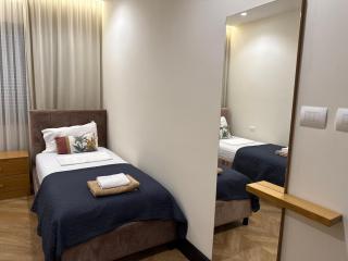 Positive Vibe Luxury Apartments - 3