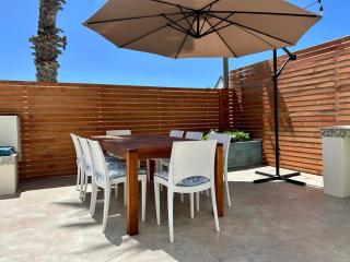 Beachfront Bliss in the Heart of Jeffreys Bay - 9