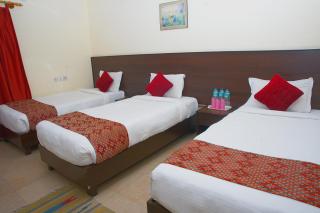 Hotel Lake Palace - 5