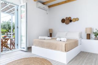 Milia Beach Apartments - 9