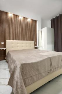 You And Me Room - 5 min dall'Aeroporto & Wi-Fi - 4