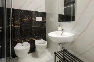 You And Me Room - 5 min dall'Aeroporto & Wi-Fi - 8