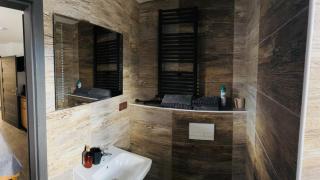 Dvojlůžkový pokoj s vlastní koupelnou - 1