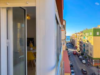 Terraza en Avenida Principal y junto a la Playa - by Aloha Palma - 2