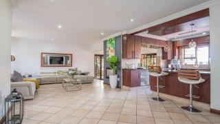 Gees Guest House - 2