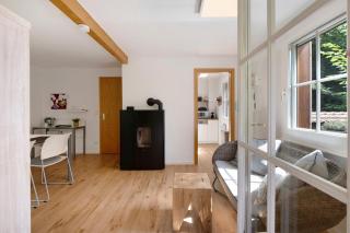 Gutenburghüsli mit Garten am Fluss - 8